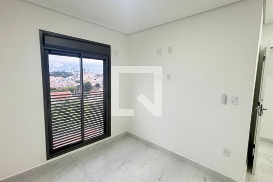 Suíte de apartamento à venda com 2 quartos, 109m² em Jardim do Estádio, Santo André