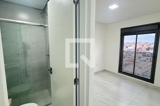 Suíte de apartamento à venda com 2 quartos, 109m² em Jardim do Estádio, Santo André
