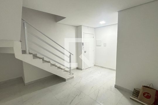 Sala de apartamento à venda com 2 quartos, 109m² em Jardim do Estádio, Santo André