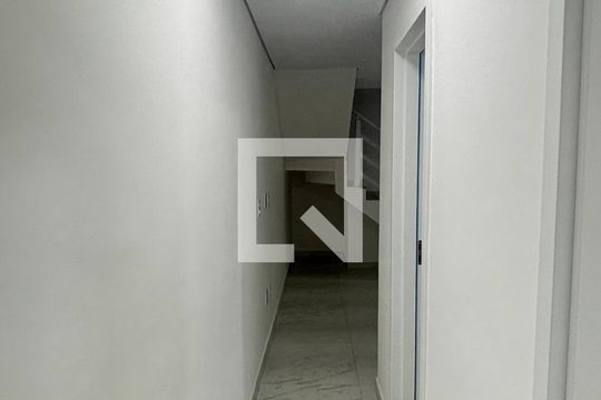Corredor de apartamento à venda com 2 quartos, 109m² em Jardim do Estádio, Santo André