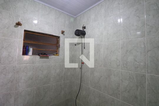 Banheiro 1 de casa à venda com 2 quartos, 112m² em Rio Branco, Canoas