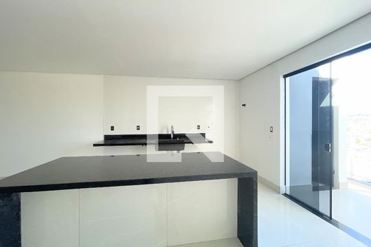 Cozinha de casa à venda com 3 quartos, 190m² em Manacás, Belo Horizonte