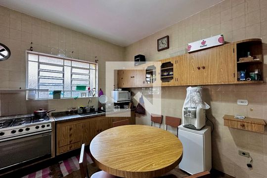 Cozinha de casa à venda com 2 quartos, 114m² em Vila Cordeiro, São Paulo