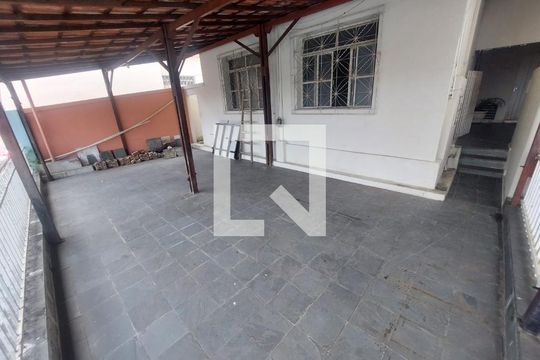 Varanda da Sala de casa para alugar com 3 quartos, 250m² em Floresta, Belo Horizonte
