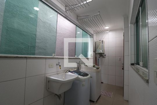 Área de Serviço de casa à venda com 3 quartos, 169m² em Jardim Bela Vista, Santo André