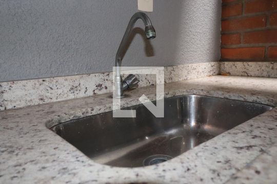 Área Externa de casa à venda com 3 quartos, 169m² em Jardim Bela Vista, Santo André