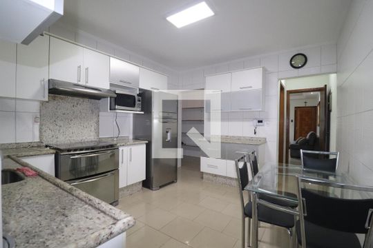 Cozinha de casa à venda com 3 quartos, 169m² em Jardim Bela Vista, Santo André