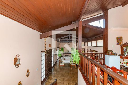 Sala 2 de casa para alugar com 4 quartos, 2000m² em Minas Brasil, Belo Horizonte