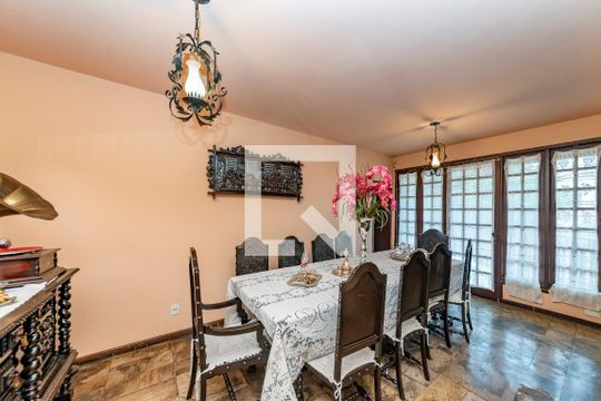 Sala 3 de casa para alugar com 4 quartos, 2000m² em Minas Brasil, Belo Horizonte