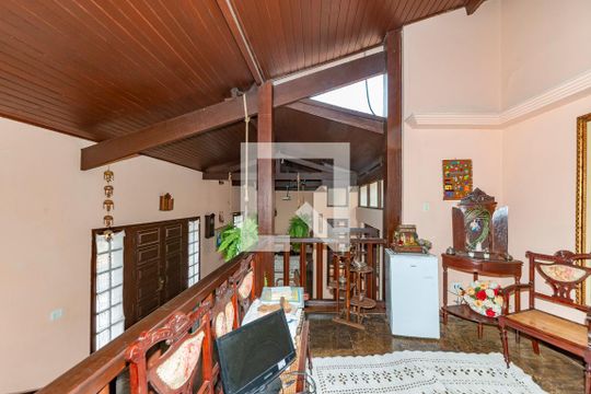 Sala 2 de casa para alugar com 4 quartos, 2000m² em Minas Brasil, Belo Horizonte