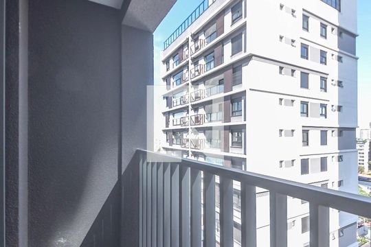Varanda de kitnet/studio para alugar com 1 quarto, 35m² em Campo Belo, São Paulo
