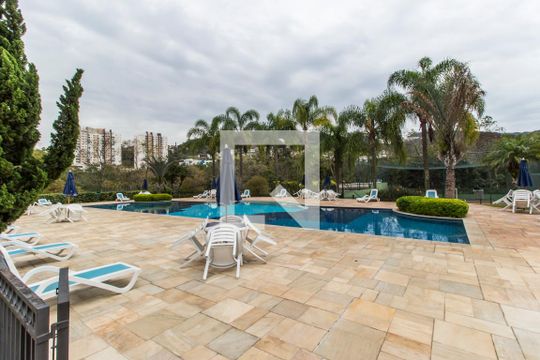 Área comum - Piscina de apartamento à venda com 3 quartos, 139m² em Tamboré, Santana de Parnaíba