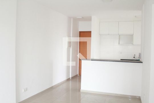 Sala de apartamento à venda com 3 quartos, 76m² em Vila Milton, Guarulhos