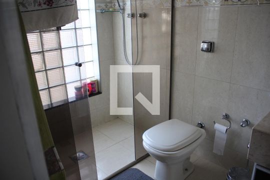 Suite Quarto 3 de casa à venda com 4 quartos, 540m² em Milionários, Belo Horizonte