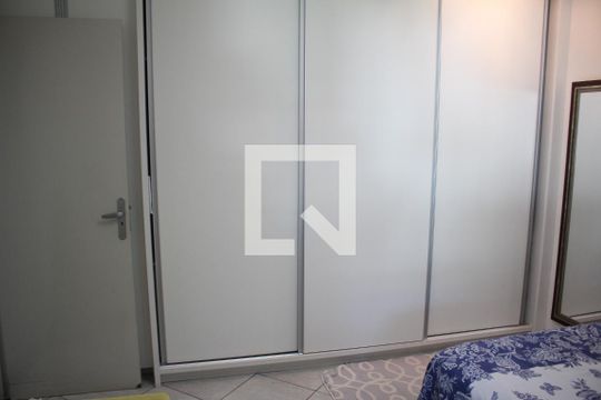 Quarto 1 de casa à venda com 4 quartos, 540m² em Milionários, Belo Horizonte