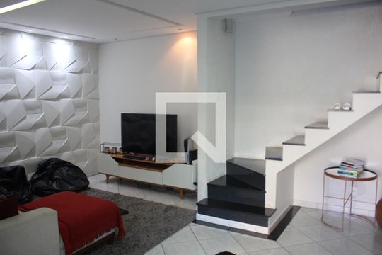 Casa à venda com 4 quartos, 540m² em Milionários, Belo Horizonte