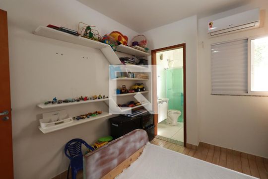 Quarto 2 - Suíte de casa à venda com 3 quartos, 170m² em Penha de França, São Paulo