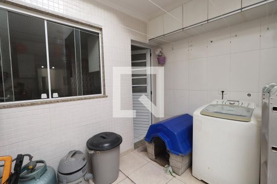 Área de Serviço de casa à venda com 3 quartos, 170m² em Penha de França, São Paulo