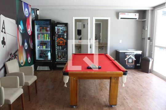 Área comum de apartamento para alugar com 1 quarto, 38m² em Granja Viana, Cotia