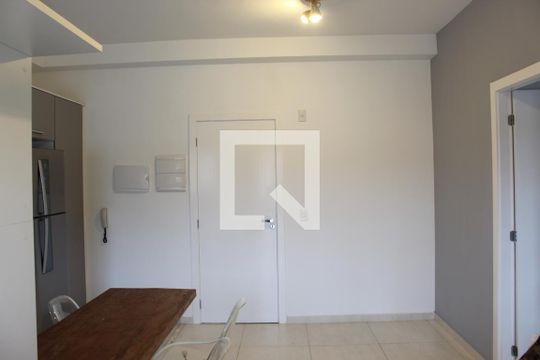 Sala de apartamento para alugar com 1 quarto, 38m² em Granja Viana, Cotia