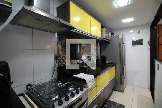 Cozinha de apartamento para alugar com 3 quartos, 75m² em Pechincha, Rio de Janeiro