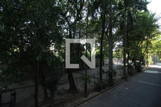 Sala - Vista de apartamento para alugar com 3 quartos, 75m² em Pechincha, Rio de Janeiro