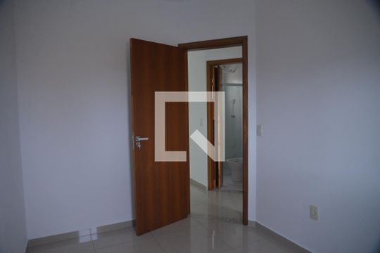 Quarto  de apartamento à venda com 2 quartos, 106m² em Jardim Santo Antônio, Santo André