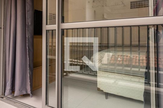 Sacada de kitnet/studio à venda com 1 quarto, 30m² em Indianópolis, São Paulo