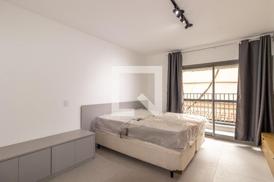 Studio de kitnet/studio à venda com 1 quarto, 30m² em Indianópolis, São Paulo