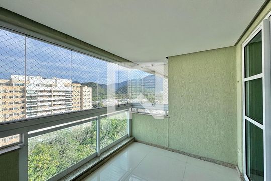 Varanda de apartamento à venda com 2 quartos, 160m² em Barra da Tijuca, Rio de Janeiro