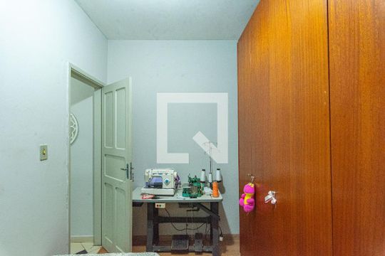 Quarto 1 de casa à venda com 2 quartos, 169m² em Vila Castelo Branco, Campinas