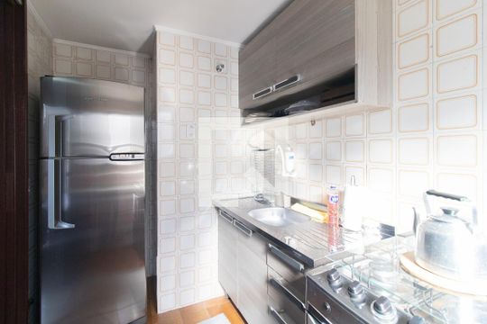Cozinha de apartamento para alugar com 1 quarto, 35m² em Cidade Baixa, Porto Alegre
