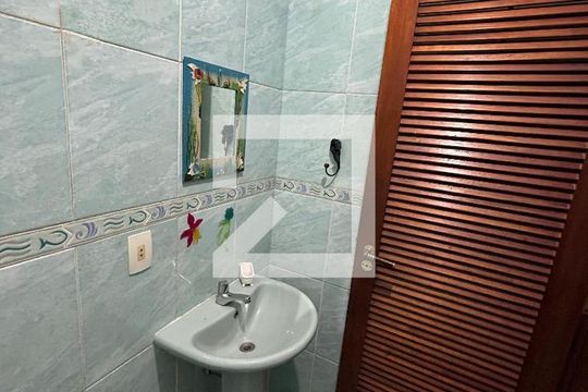 Lavabo de casa à venda com 3 quartos, 485m² em Piedade, Rio de Janeiro