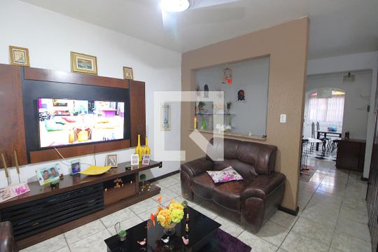 Sala 1 de casa à venda com 3 quartos, 485m² em Piedade, Rio de Janeiro