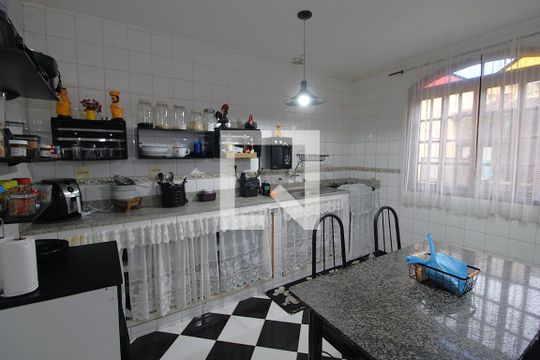Cozinha de casa à venda com 3 quartos, 485m² em Piedade, Rio de Janeiro