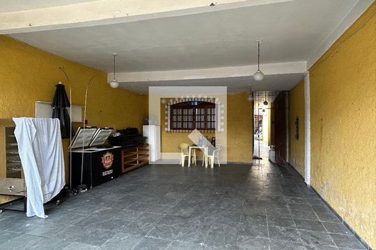 Garagem de casa à venda com 3 quartos, 485m² em Piedade, Rio de Janeiro