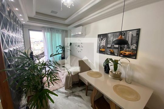 Sala de apartamento à venda com 2 quartos, 55m² em Anil, Rio de Janeiro