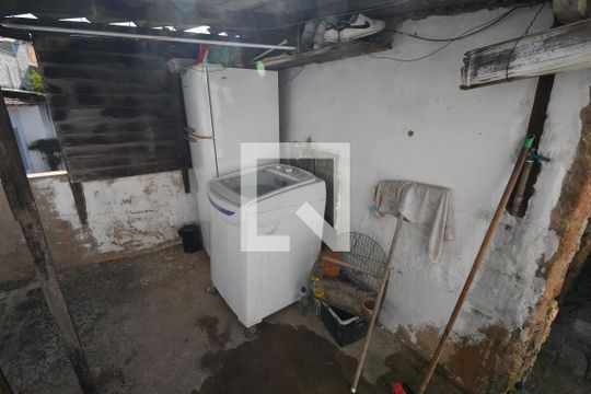 Área Externa de casa à venda com 2 quartos, 90m² em Vila Sônia (sousas), Campinas
