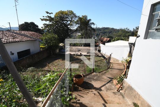 Área Externa de casa à venda com 2 quartos, 90m² em Vila Sônia (sousas), Campinas