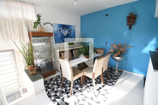 Sala 2 de casa à venda com 2 quartos, 90m² em Vila Sônia (sousas), Campinas