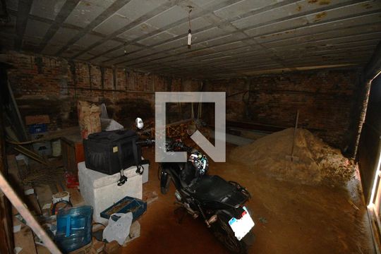 Garagem de casa à venda com 2 quartos, 90m² em Vila Sônia (sousas), Campinas