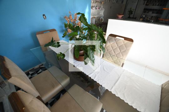 Sala 2 de casa à venda com 2 quartos, 90m² em Vila Sônia (sousas), Campinas