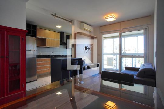 Sala de apartamento à venda com 2 quartos, 64m² em São Geraldo, Porto Alegre