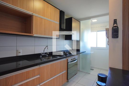 Cozinha de apartamento à venda com 2 quartos, 64m² em São Geraldo, Porto Alegre