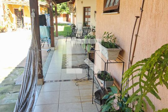 Varanda da Sala de casa à venda com 2 quartos, 253m² em Cristal, Porto Alegre