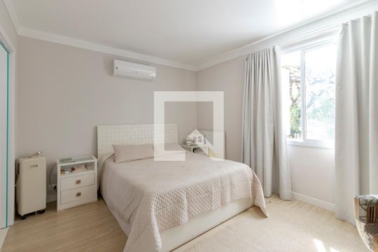 Suíte 2 de casa à venda com 4 quartos, 450m² em Brooklin, São Paulo