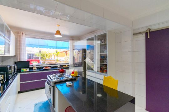 Cozinha de casa à venda com 4 quartos, 262m² em Vila Guarani (zona Sul), São Paulo