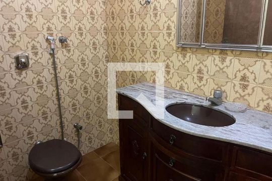 Casa à venda com 2 quartos, 270m² em Fonseca, Niterói