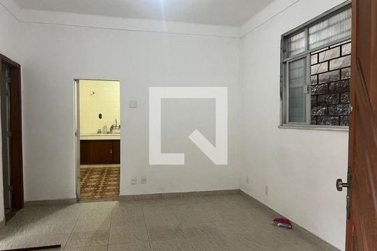 Casa à venda com 2 quartos, 270m² em Fonseca, Niterói