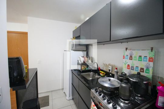 Cozinha de apartamento para alugar com 2 quartos, 42m² em Parada Xv de Novembro, São Paulo